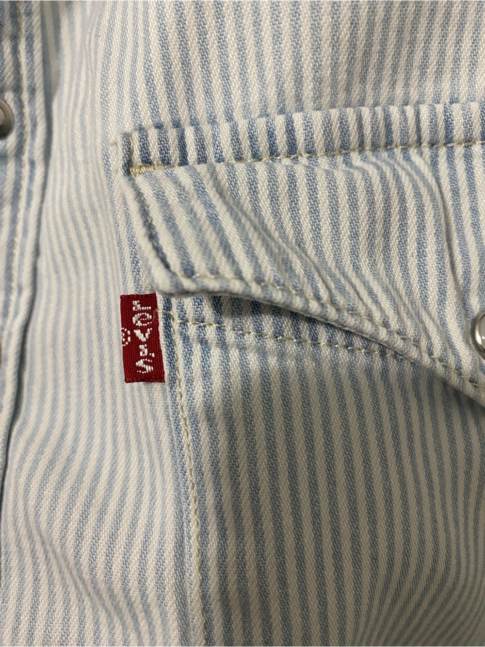 Levi's Men’s Light Blue Stripe Western Shirt Jacket - Picture 3 of 7